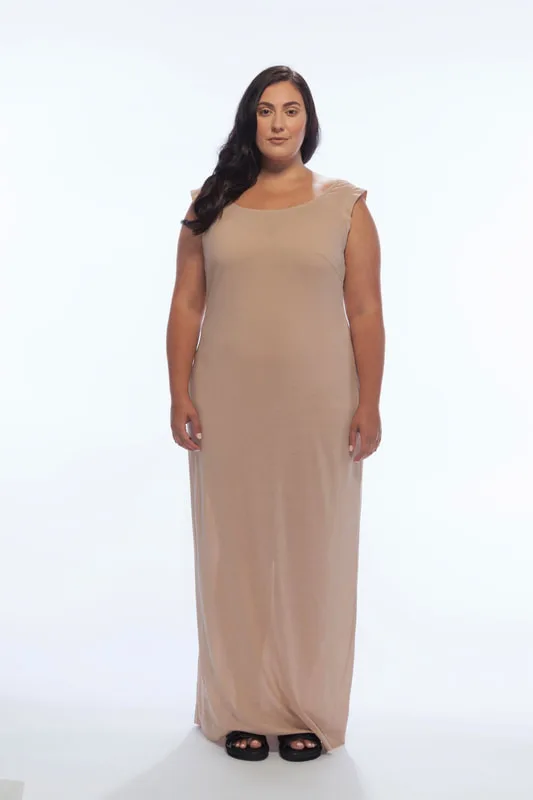 The Scoop Neck Column Dress, in Blush, is pictured from LISA AVIVA's Spring/Summer 21 Collection.